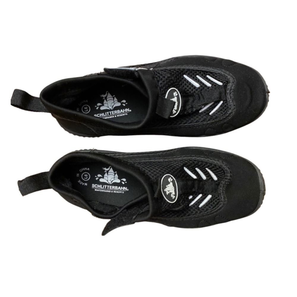 Water shoes
